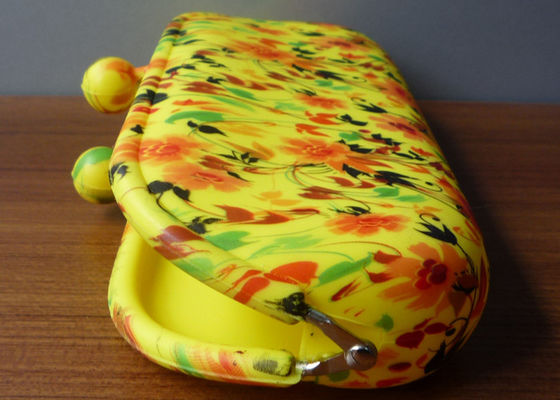 Latest design water printed silicone glasses pouch / sunglasses pouch for fashion lady and woman