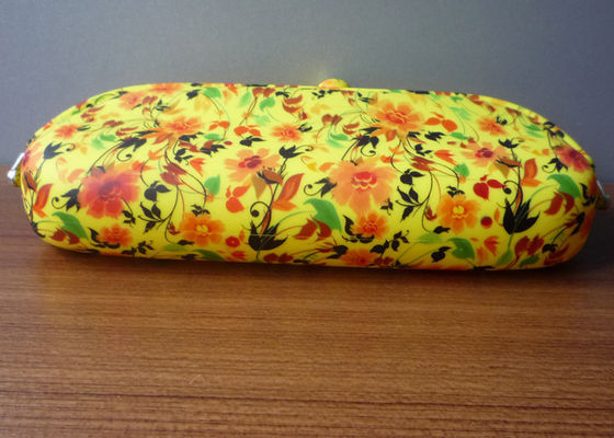 Latest design water printed silicone glasses pouch / sunglasses pouch for fashion lady and woman